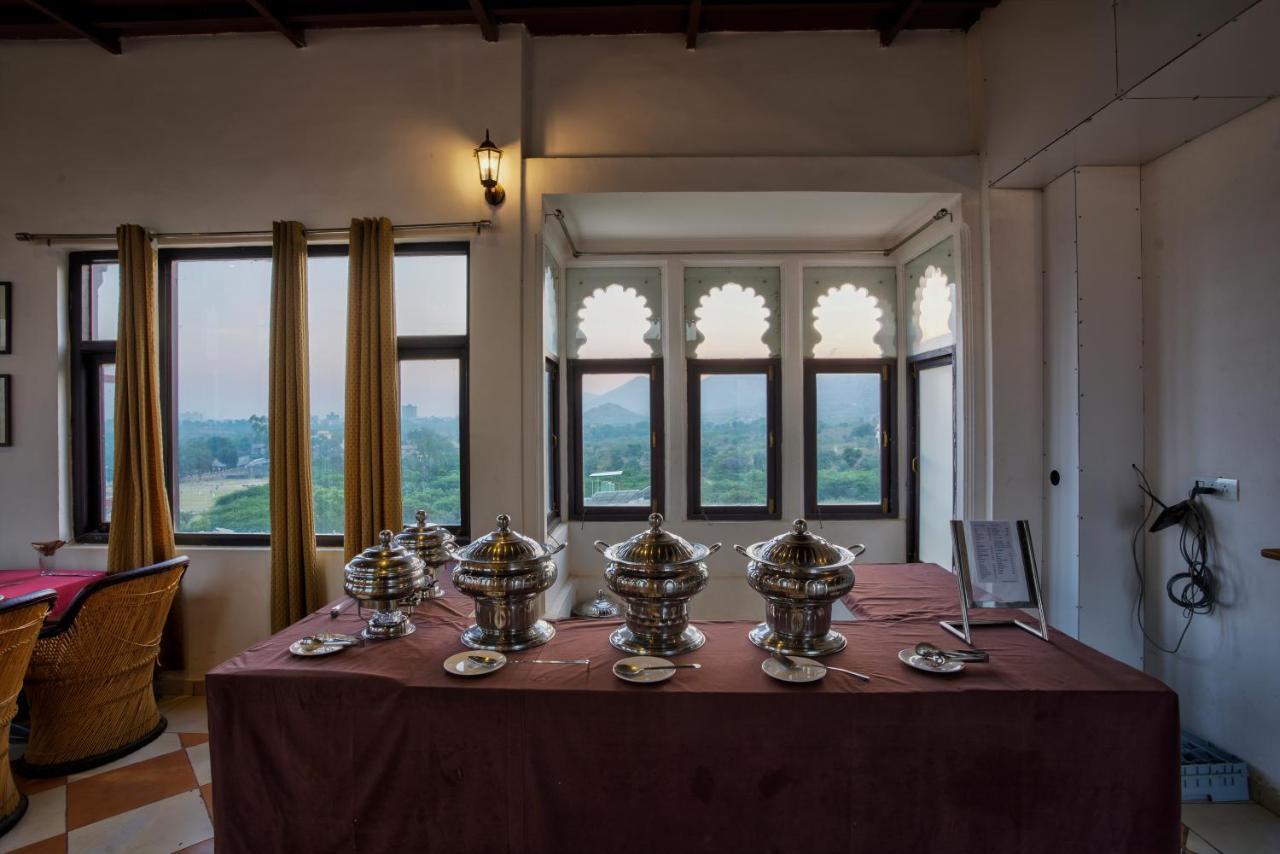 Sai Palace Hotel Udaipur Buitenkant foto