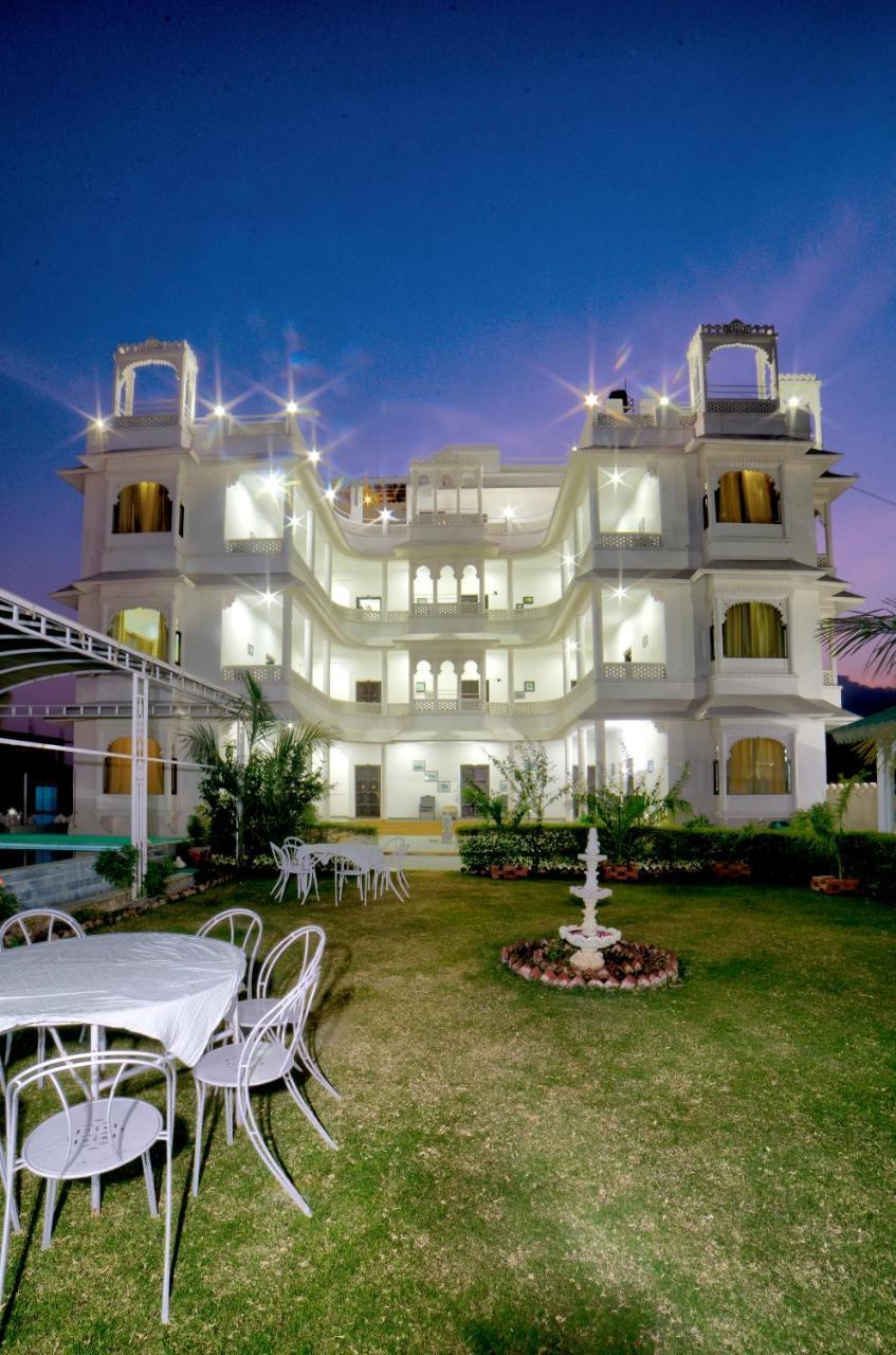 Sai Palace Hotel Udaipur Buitenkant foto