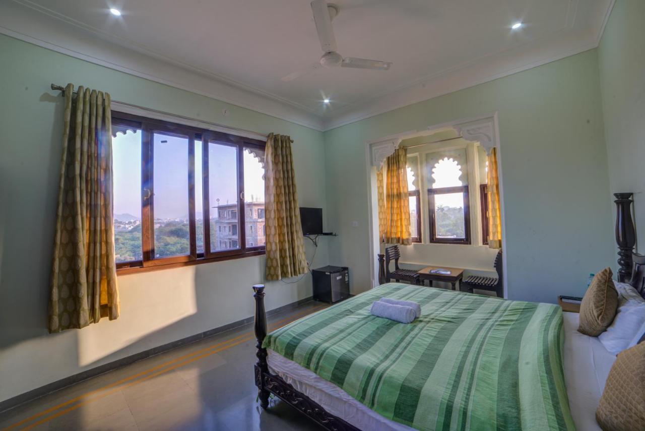 Sai Palace Hotel Udaipur Buitenkant foto