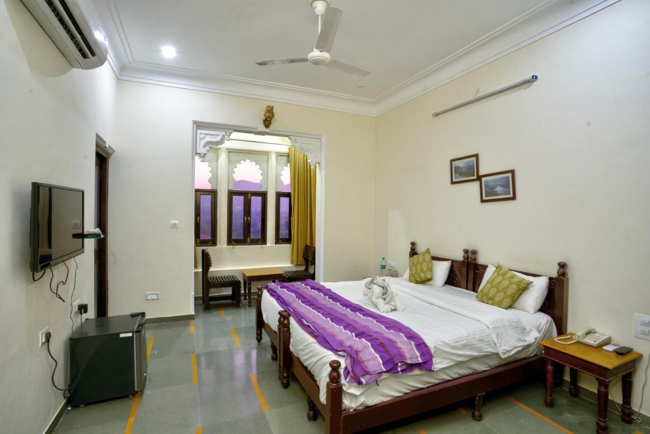 Sai Palace Hotel Udaipur Buitenkant foto